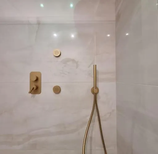Apartment The Heritage- At Trevi Fountain- *